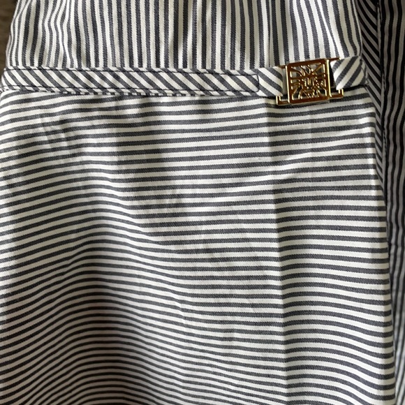 ANNE KLEIN Black & White Striped Button-down Shirt - Picture 4 of 8